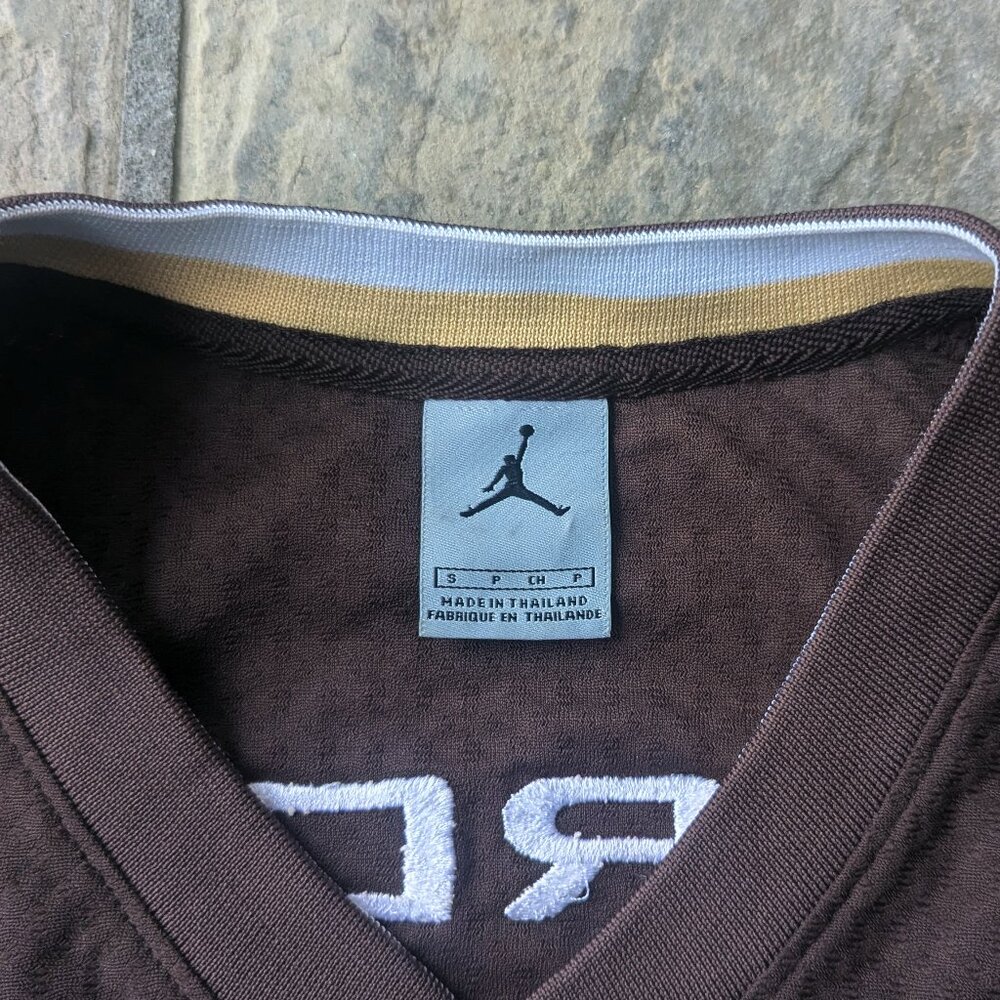 Vintage Air Jordan Jersey Mens Brown Michael Jordan 23 Stitched Jumpman - Picture 2 of 3